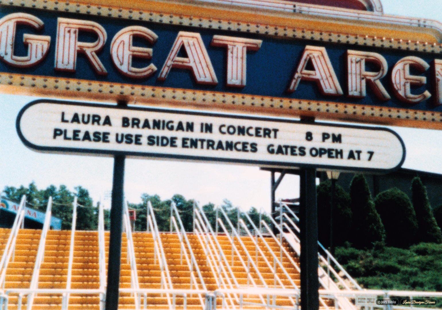 Laura Branigan at Six Flags Great Adventure Park - Jackson, NJ (7/1985)