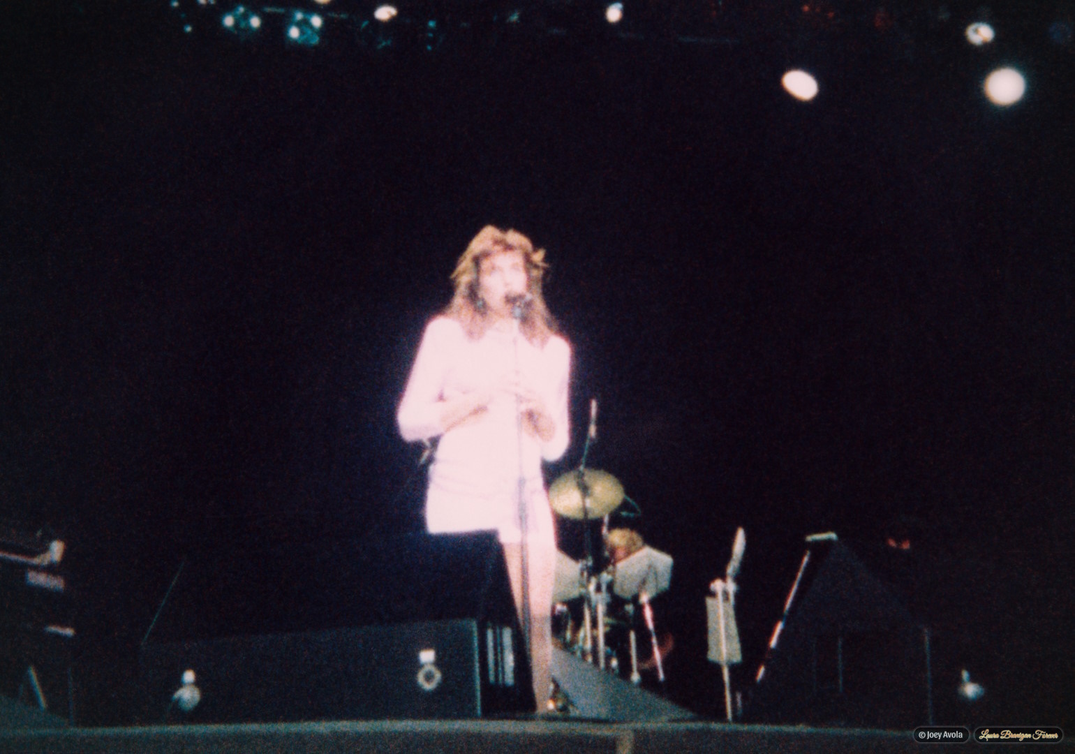Laura Branigan at Six Flags Great Adventure Park - Jackson, NJ (7/1985)