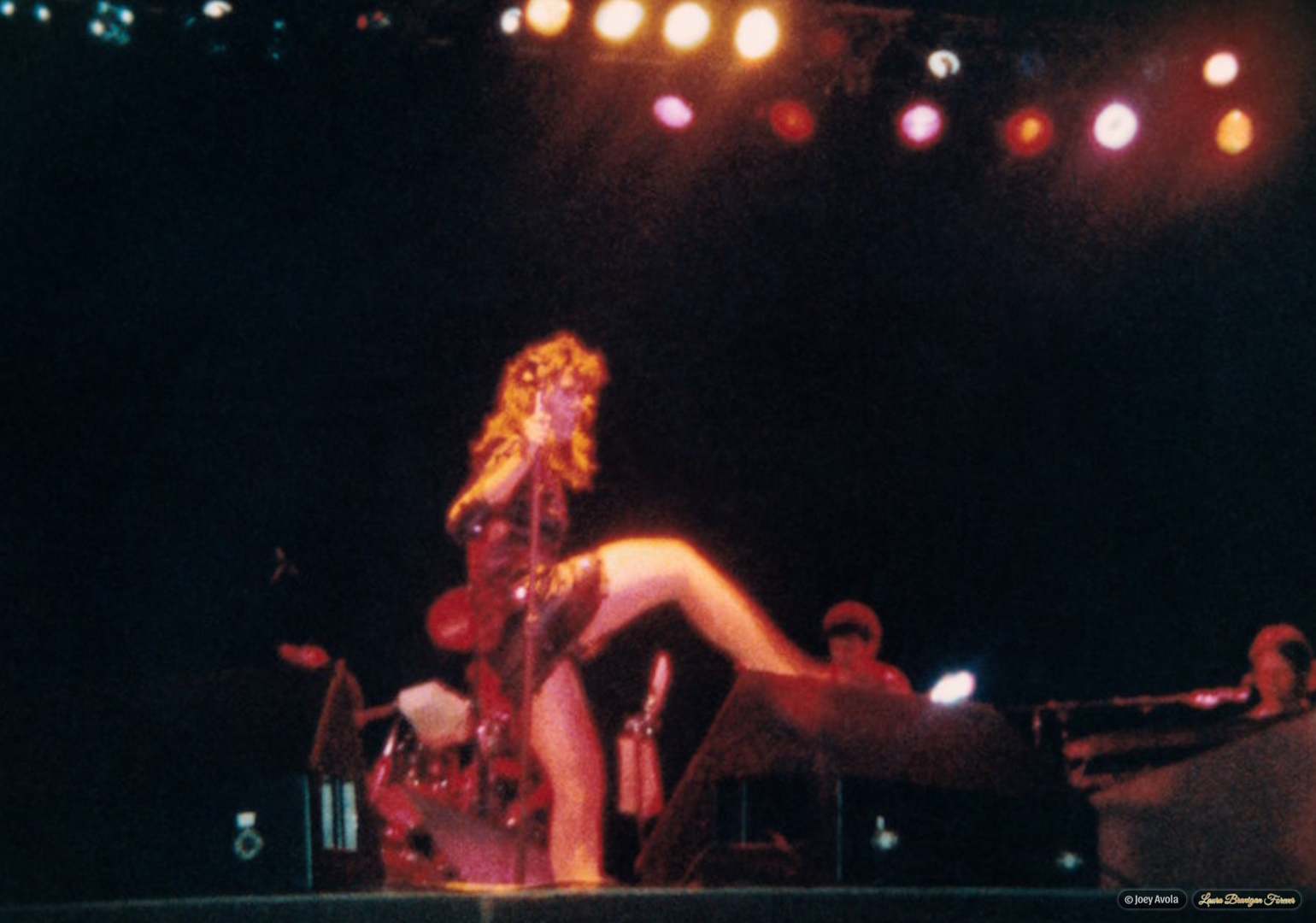 Laura Branigan at Six Flags Great Adventure Park - Jackson, NJ (7/1985)